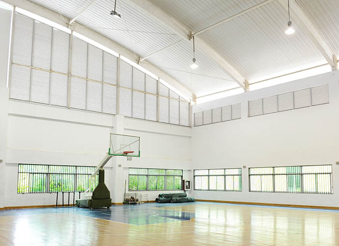 How HVLS and Single Fans Move Air