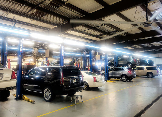 HVLS Fans in Action in a Large garage