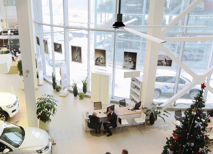 Ventilateur HVLS pour locaux commerciaux